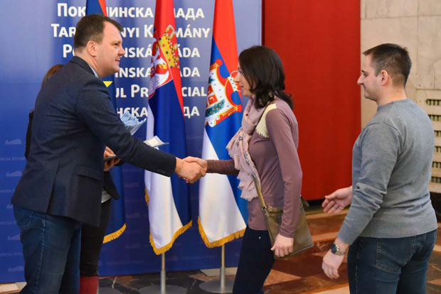 Помоћ за станове за 55 породица са троје или четворо деце 